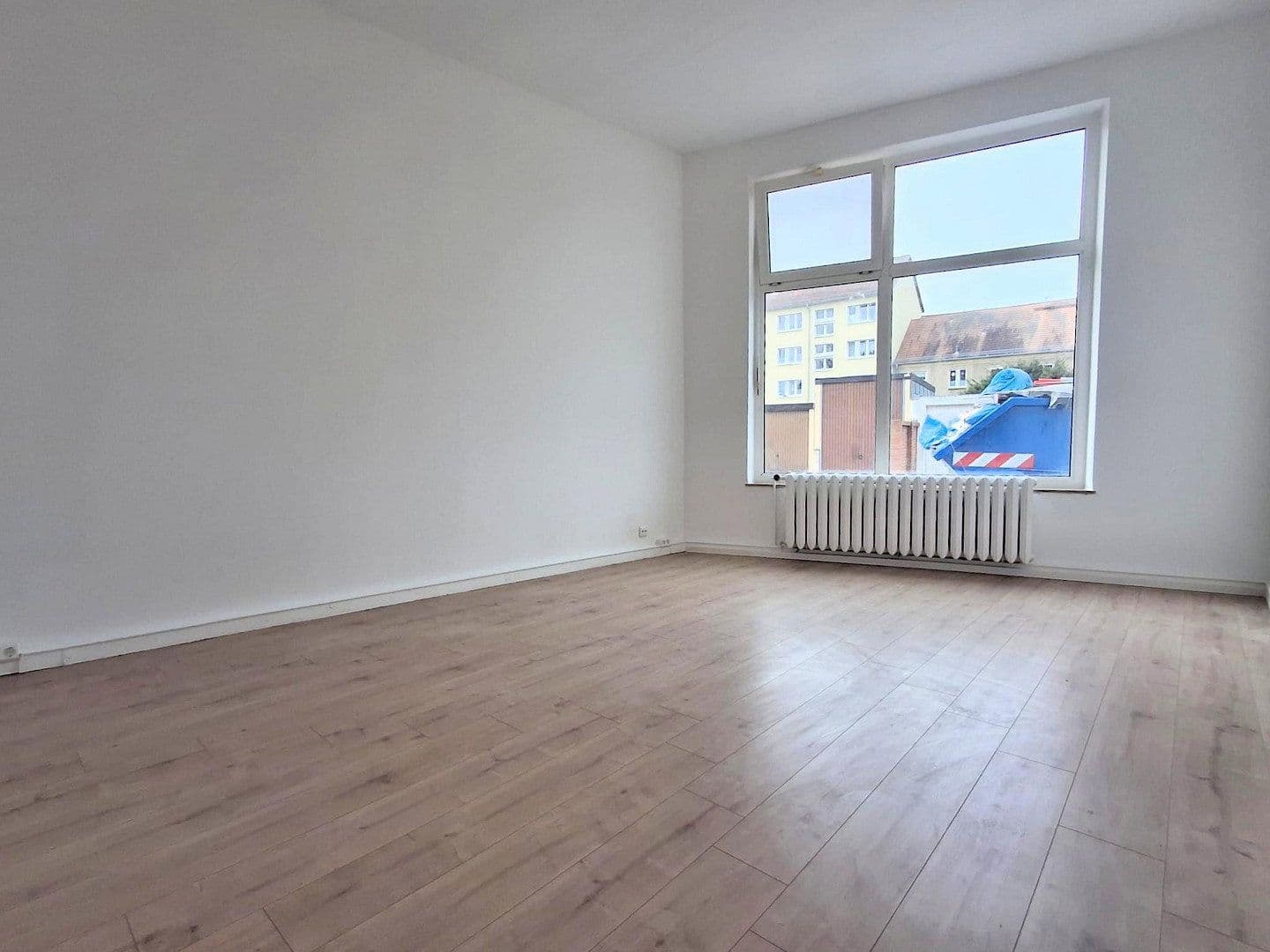 Pronájem bytu 4+1 80 m², Mittelstraße 2, Fürstenwalde nad Sprévou, Braniborsko Pronájem bytu 4+1 80 m², Mittelstraße 2, Fürstenwalde nad Sprévou, Braniborsko