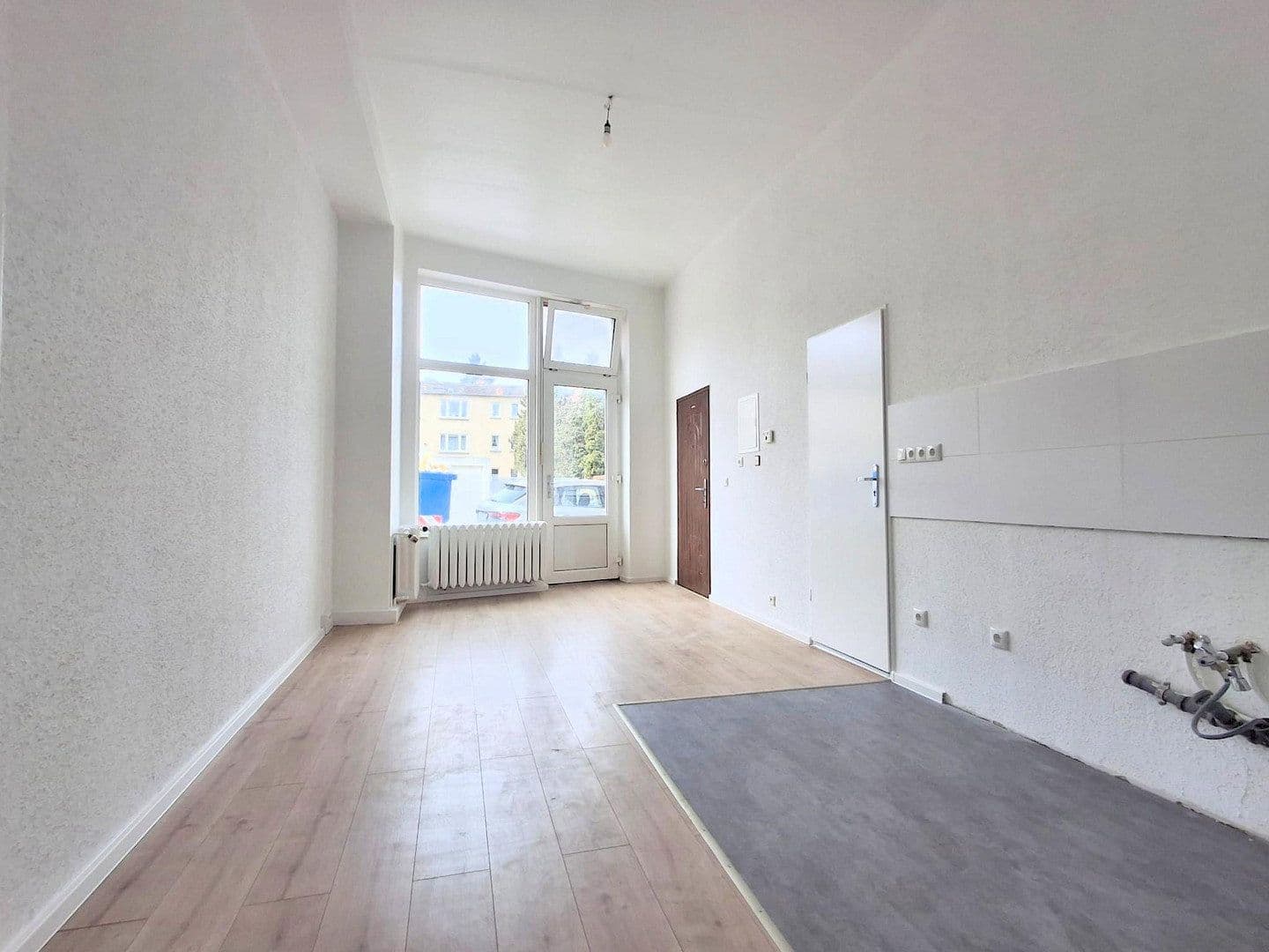 Pronájem bytu 4+1 80 m², Mittelstraße 2, Fürstenwalde nad Sprévou, Braniborsko Pronájem bytu 4+1 80 m², Mittelstraße 2, Fürstenwalde nad Sprévou, Braniborsko