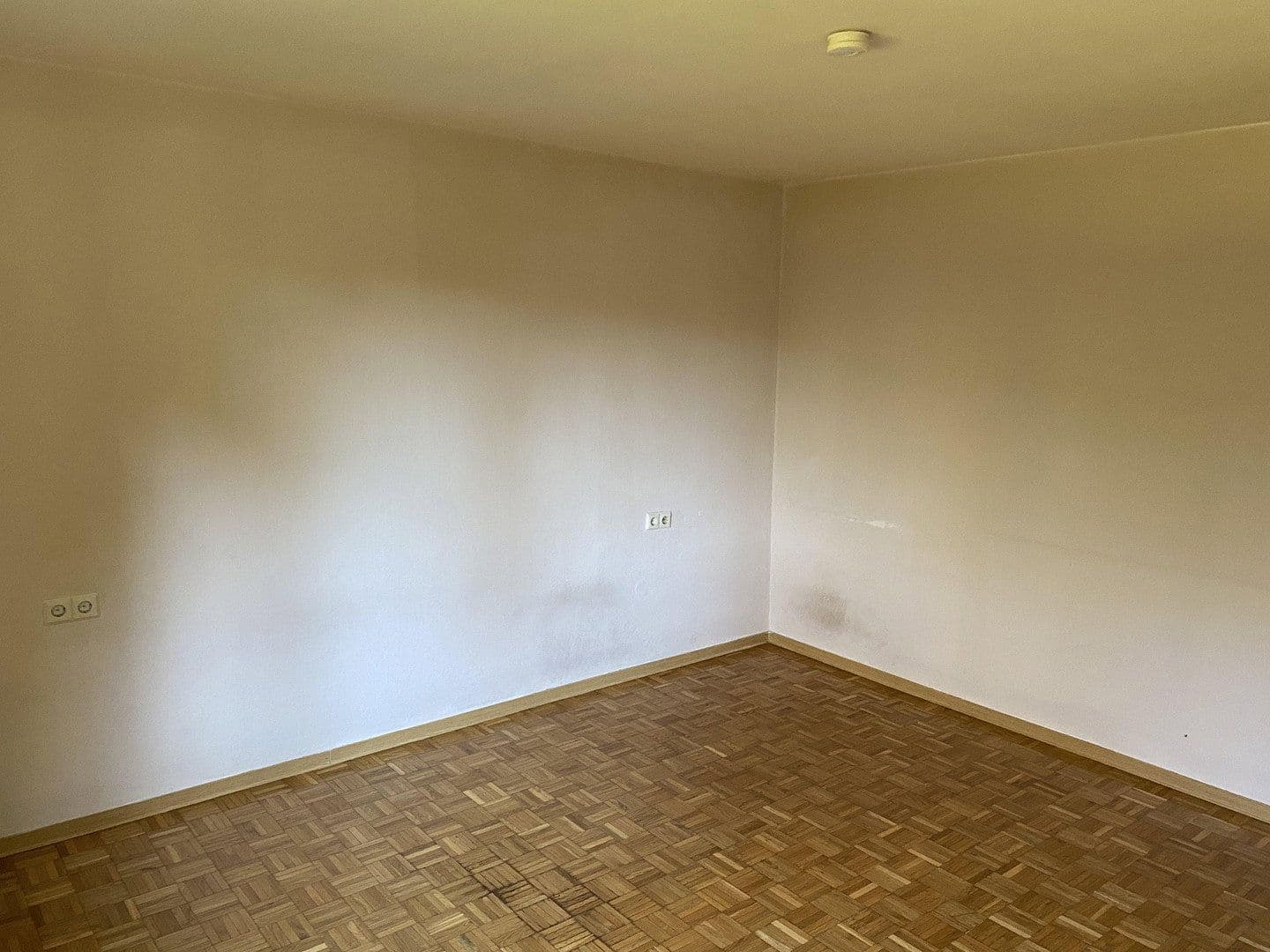 Prodej bytu 3+1 63 m², Falkenstr. 3, Leinfelden-Echterdingen, Bádensko-Württembersko Prodej bytu 3+1 63 m², Falkenstr. 3, Leinfelden-Echterdingen, Bádensko-Württembersko