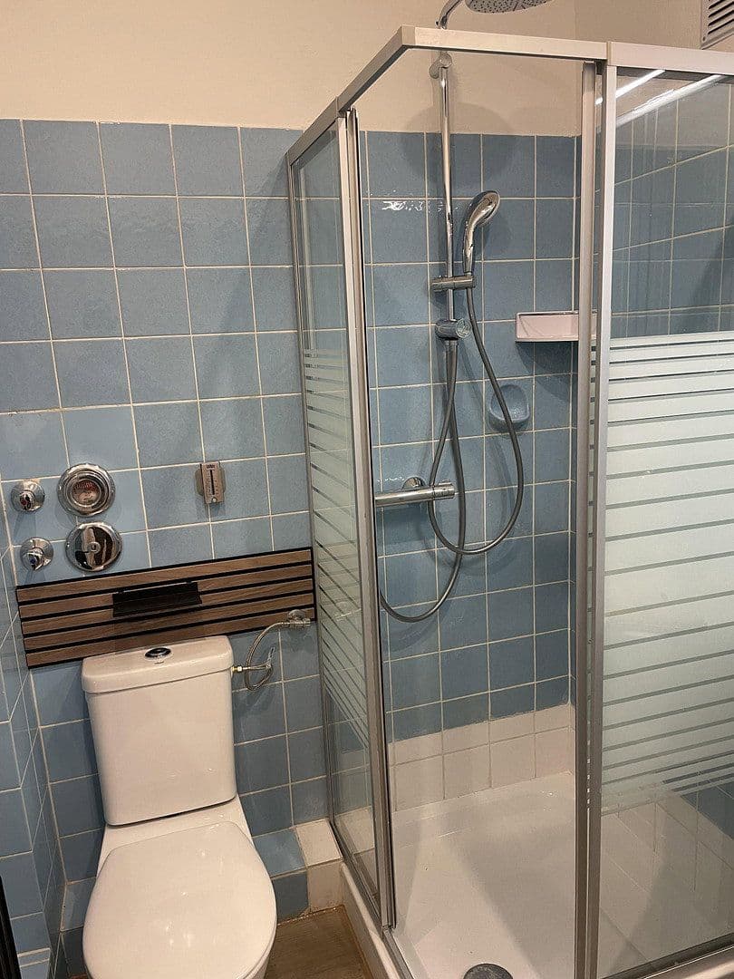 Pronájem bytu 2+1 47 m², Fischerstraße 50, Mannheim, Bádensko-Württembersko Pronájem bytu 2+1 47 m², Fischerstraße 50, Mannheim, Bádensko-Württembersko