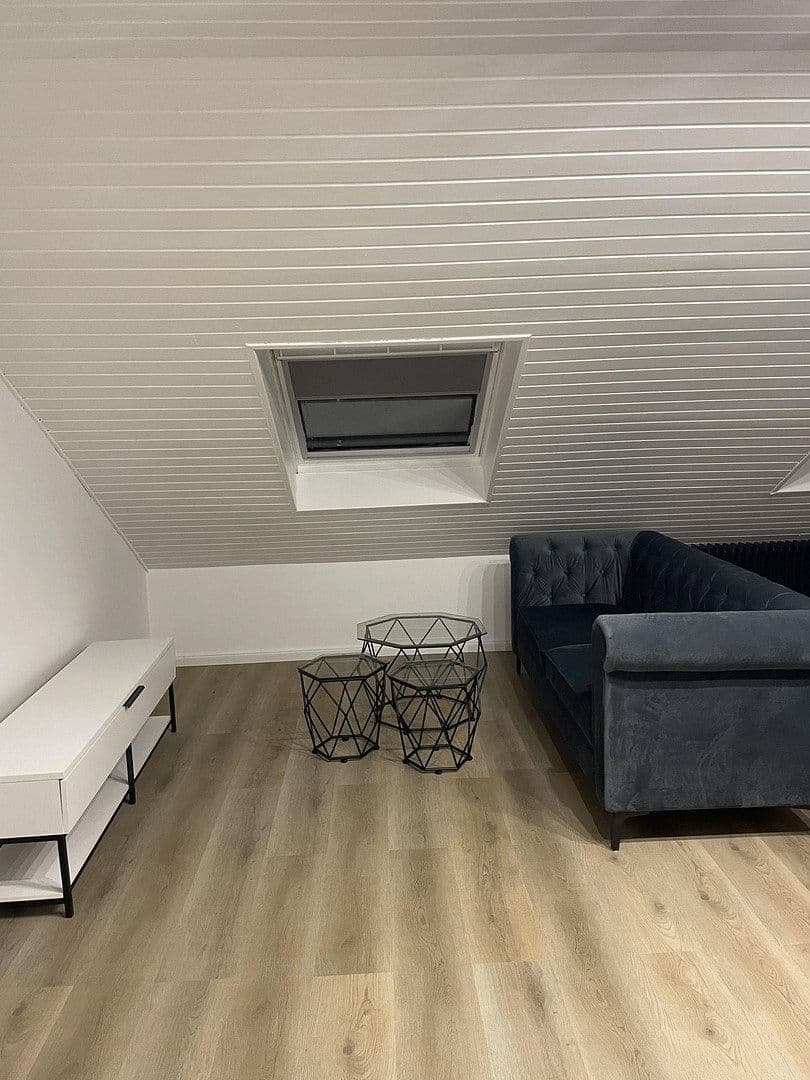 Pronájem bytu 2+1 47 m², Fischerstraße 50, Mannheim, Bádensko-Württembersko Pronájem bytu 2+1 47 m², Fischerstraße 50, Mannheim, Bádensko-Württembersko