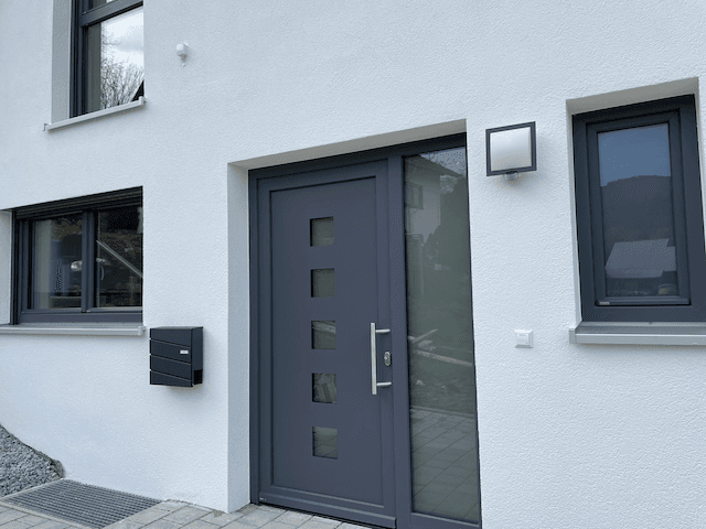 Prodej domu 160 m², pozemek 180 m², Wehratalstrasse 31c, Wehr, Bádensko-Württembersko Prodej domu 160 m², pozemek 180 m², Wehratalstrasse 31c, Wehr, Bádensko-Württembersko