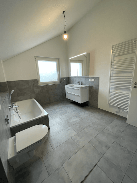 Prodej domu 160 m², pozemek 180 m², Wehratalstrasse 31c, Wehr, Bádensko-Württembersko Prodej domu 160 m², pozemek 180 m², Wehratalstrasse 31c, Wehr, Bádensko-Württembersko