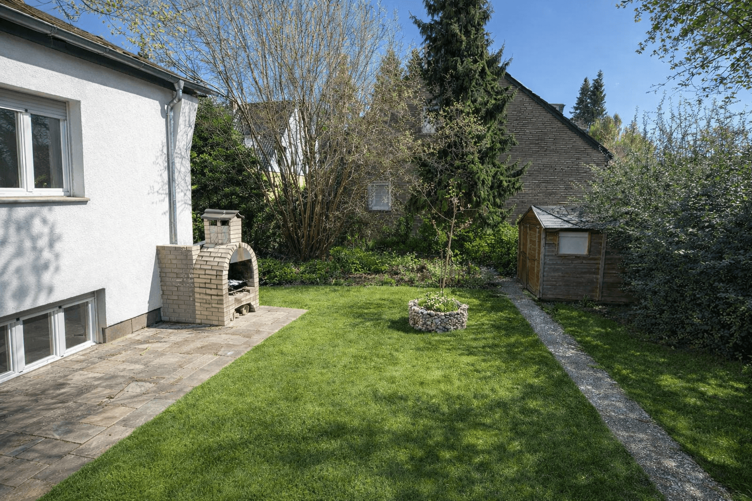 Pronájem domu 120 m², pozemek 400 m², Berlin, Berlín Pronájem domu 120 m², pozemek 400 m², Berlin, Berlín