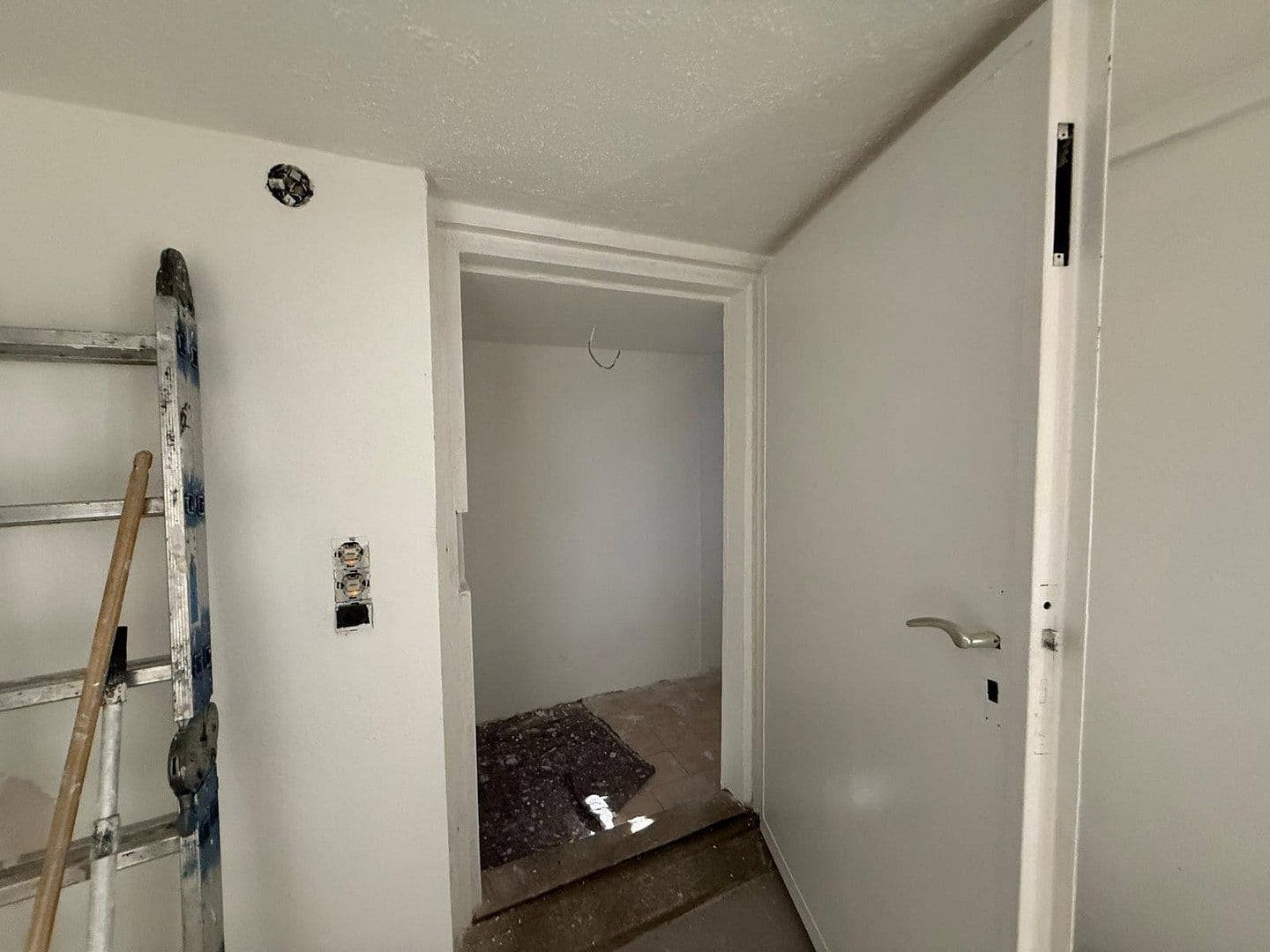 Pronájem domu 120 m², pozemek 400 m², Berlin, Berlín Pronájem domu 120 m², pozemek 400 m², Berlin, Berlín