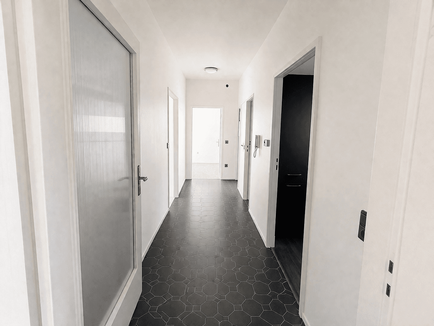 Pronájem domu 120 m², pozemek 400 m², Berlin, Berlín Pronájem domu 120 m², pozemek 400 m², Berlin, Berlín