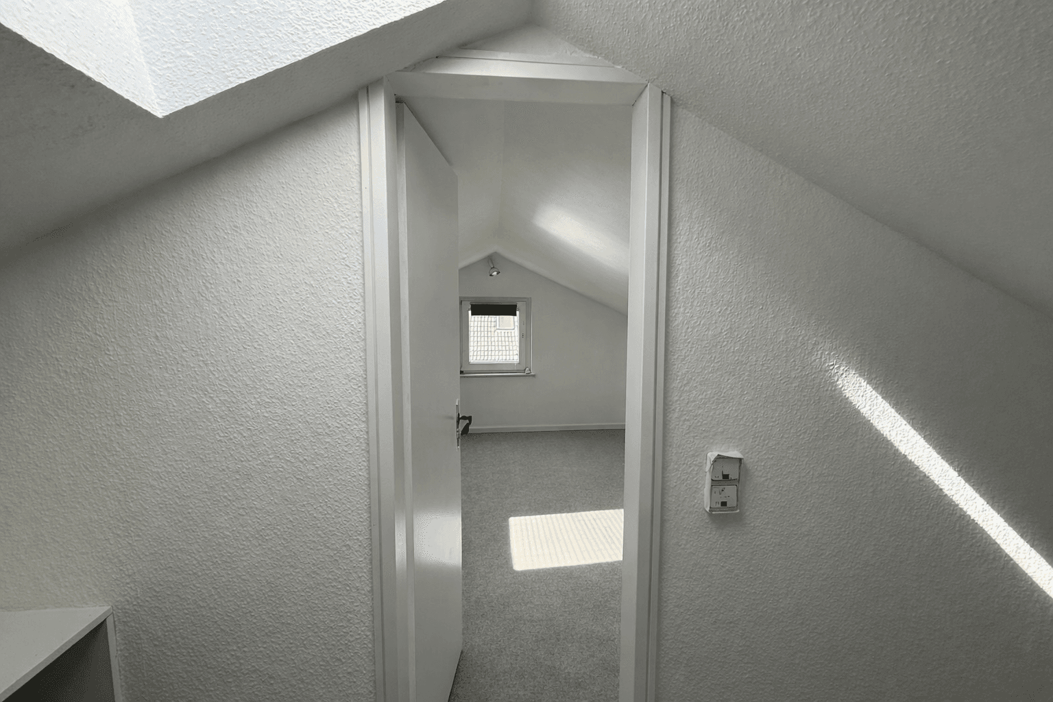 Pronájem domu 120 m², pozemek 400 m², Berlin, Berlín Pronájem domu 120 m², pozemek 400 m², Berlin, Berlín