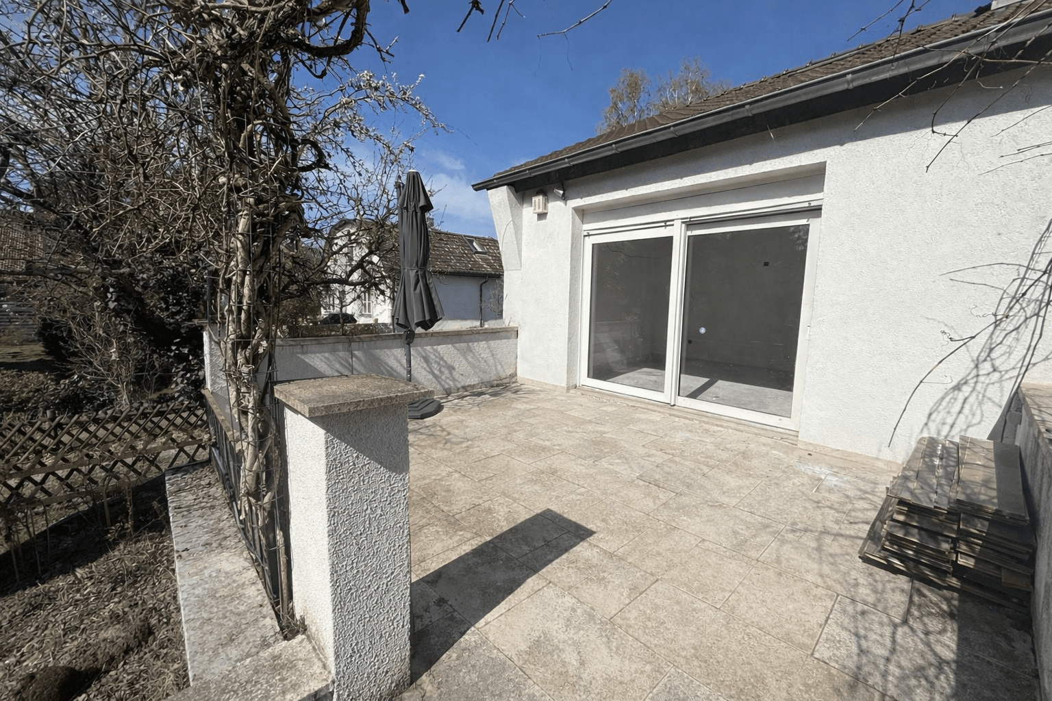 Pronájem domu 120 m², pozemek 400 m², Berlin, Berlín Pronájem domu 120 m², pozemek 400 m², Berlin, Berlín