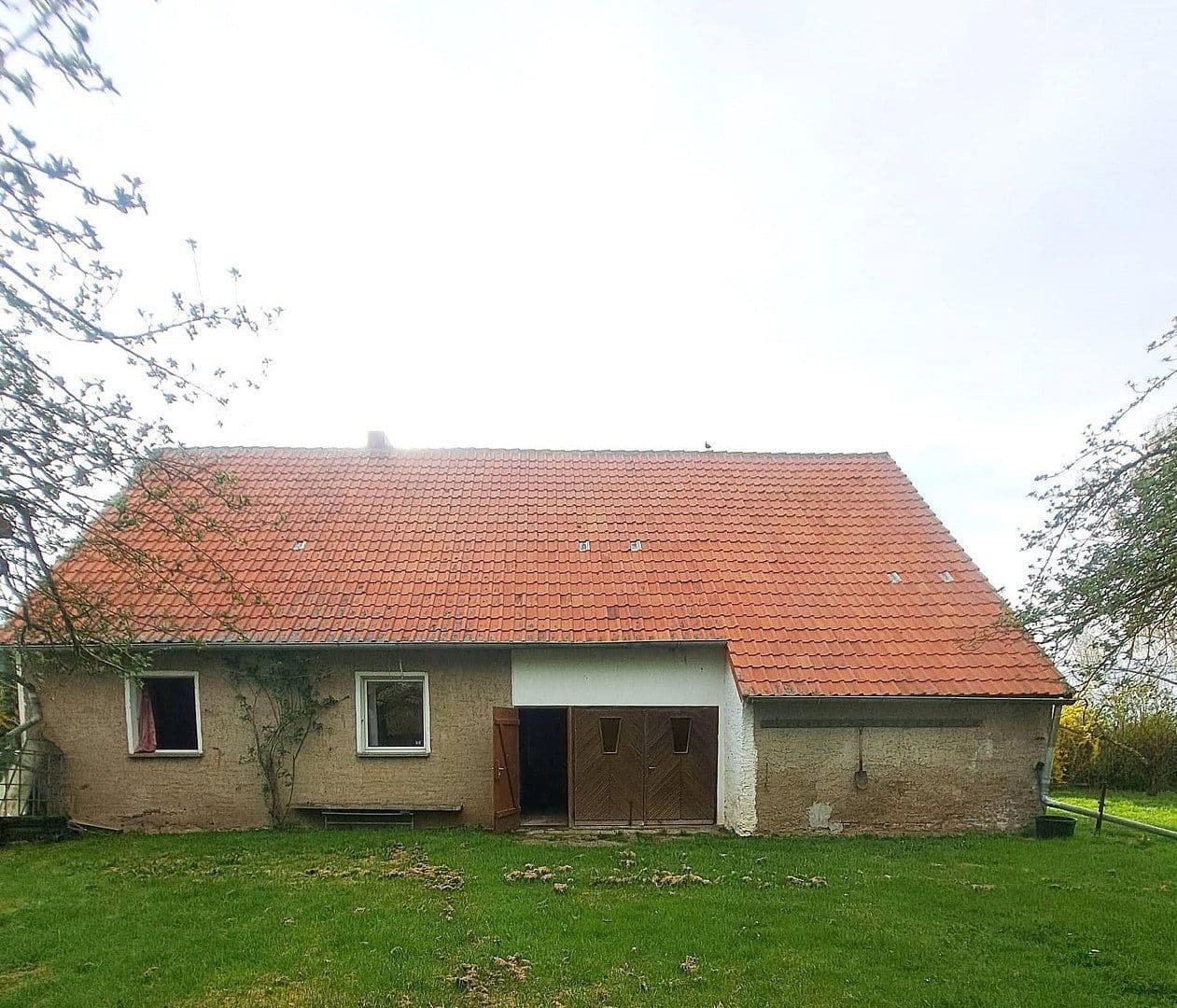 Prodej domu 92 m², pozemek 3.101 m², Dorfstrass 5, Boldekow, Mecklenburg-Vorpommern Prodej domu 92 m², pozemek 3.101 m², Dorfstrass 5, Boldekow, Mecklenburg-Vorpommern