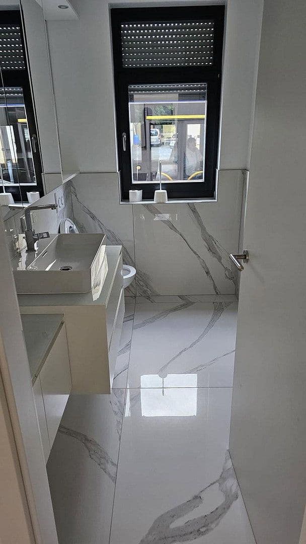 Prodej bytu 4+1 170 m², Höhestraße 23, Bad Homburg vor der Höhe, Hessen Prodej bytu 4+1 170 m², Höhestraße 23, Bad Homburg vor der Höhe, Hessen