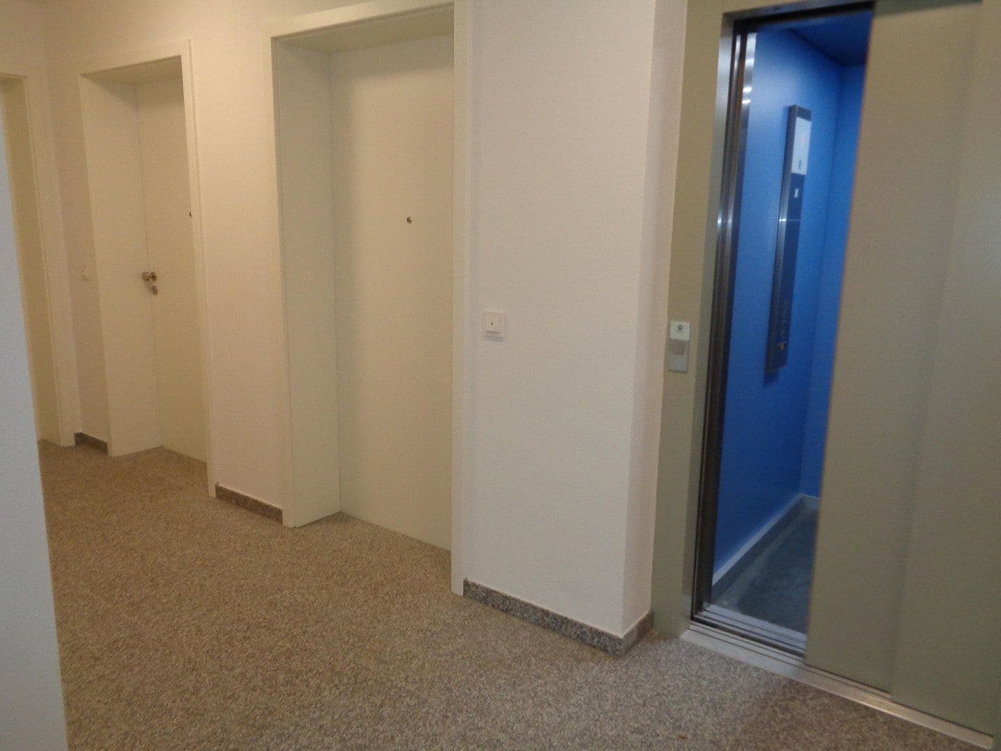 Pronájem bytu 1+1 41 m², Ingolstadt-Friedrichshofen, Bavorsko Pronájem bytu 1+1 41 m², Ingolstadt-Friedrichshofen, Bavorsko