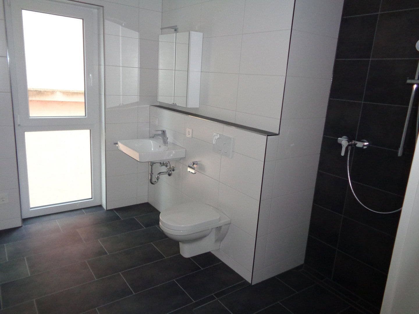 Pronájem bytu 1+1 41 m², Ingolstadt-Friedrichshofen, Bavorsko Pronájem bytu 1+1 41 m², Ingolstadt-Friedrichshofen, Bavorsko