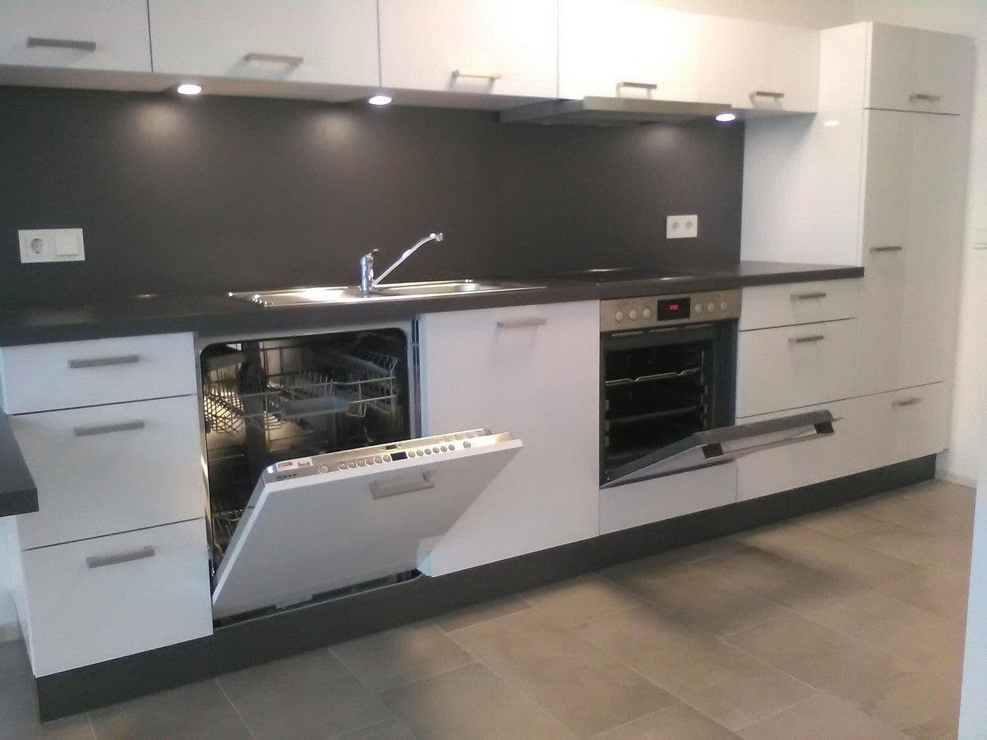 Pronájem bytu 1+1 41 m², Ingolstadt-Friedrichshofen, Bavorsko Pronájem bytu 1+1 41 m², Ingolstadt-Friedrichshofen, Bavorsko