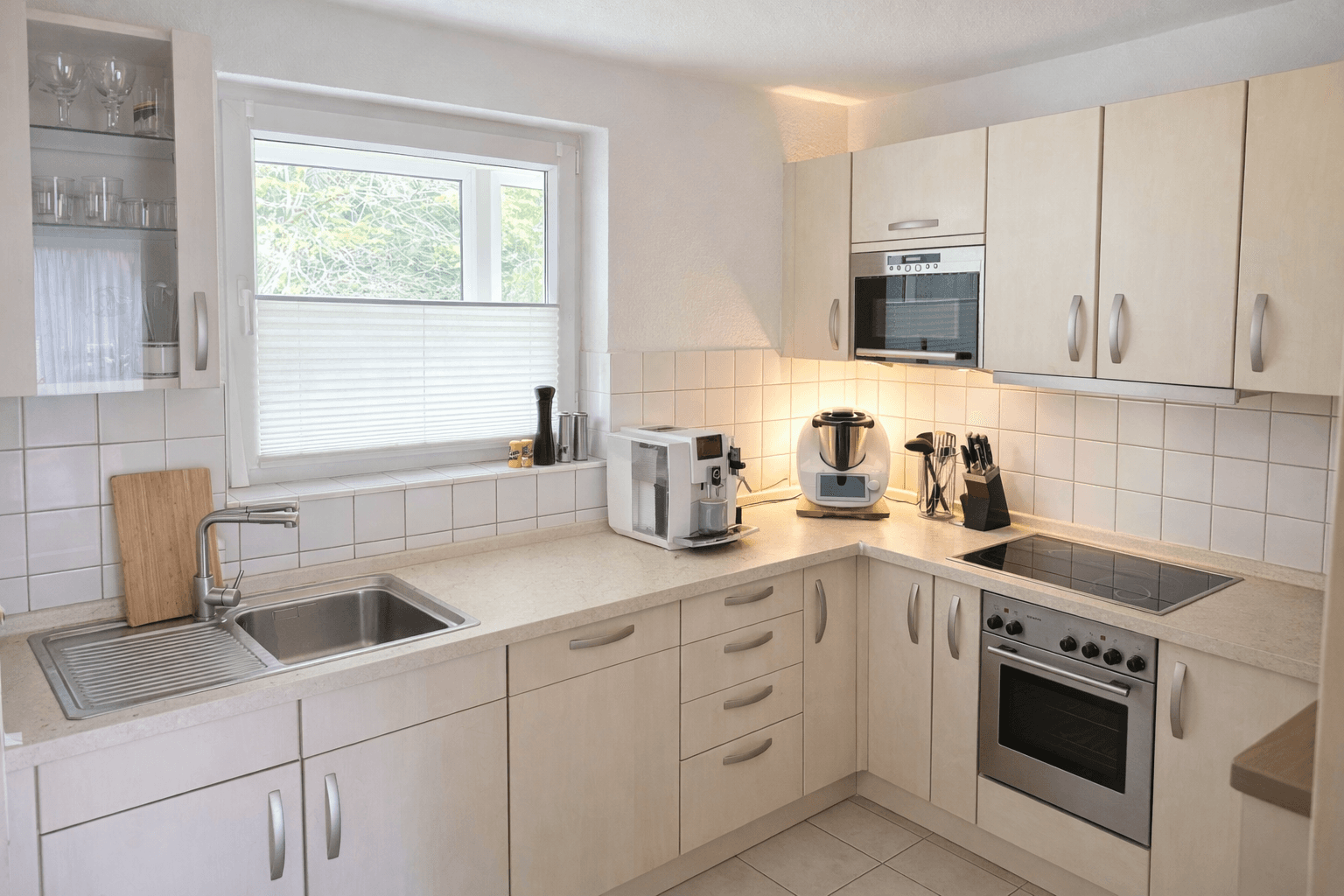 Pronájem bytu 4+1 80 m², Heiligenhaus, Severní Porýní-Vestfálsko Pronájem bytu 4+1 80 m², Heiligenhaus, Severní Porýní-Vestfálsko