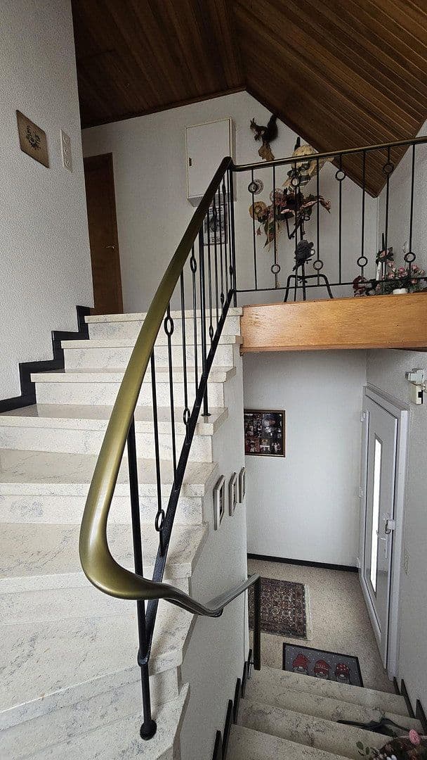 Prodej domu 123 m², pozemek 894 m², Ellenhausen, Porýní-Falc Prodej domu 123 m², pozemek 894 m², Ellenhausen, Porýní-Falc