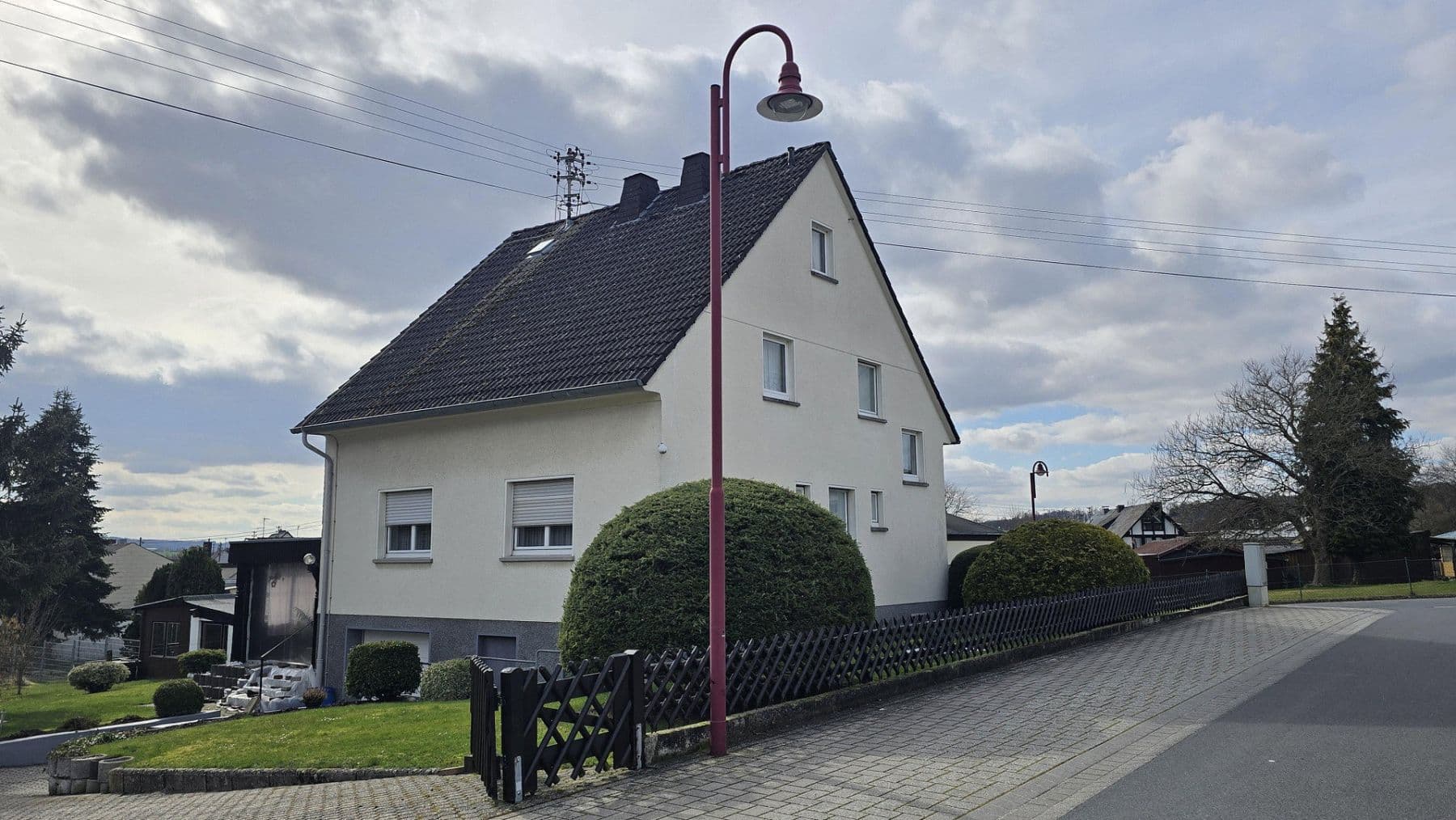 Prodej domu 123 m², pozemek 894 m², Ellenhausen, Porýní-Falc Prodej domu 123 m², pozemek 894 m², Ellenhausen, Porýní-Falc