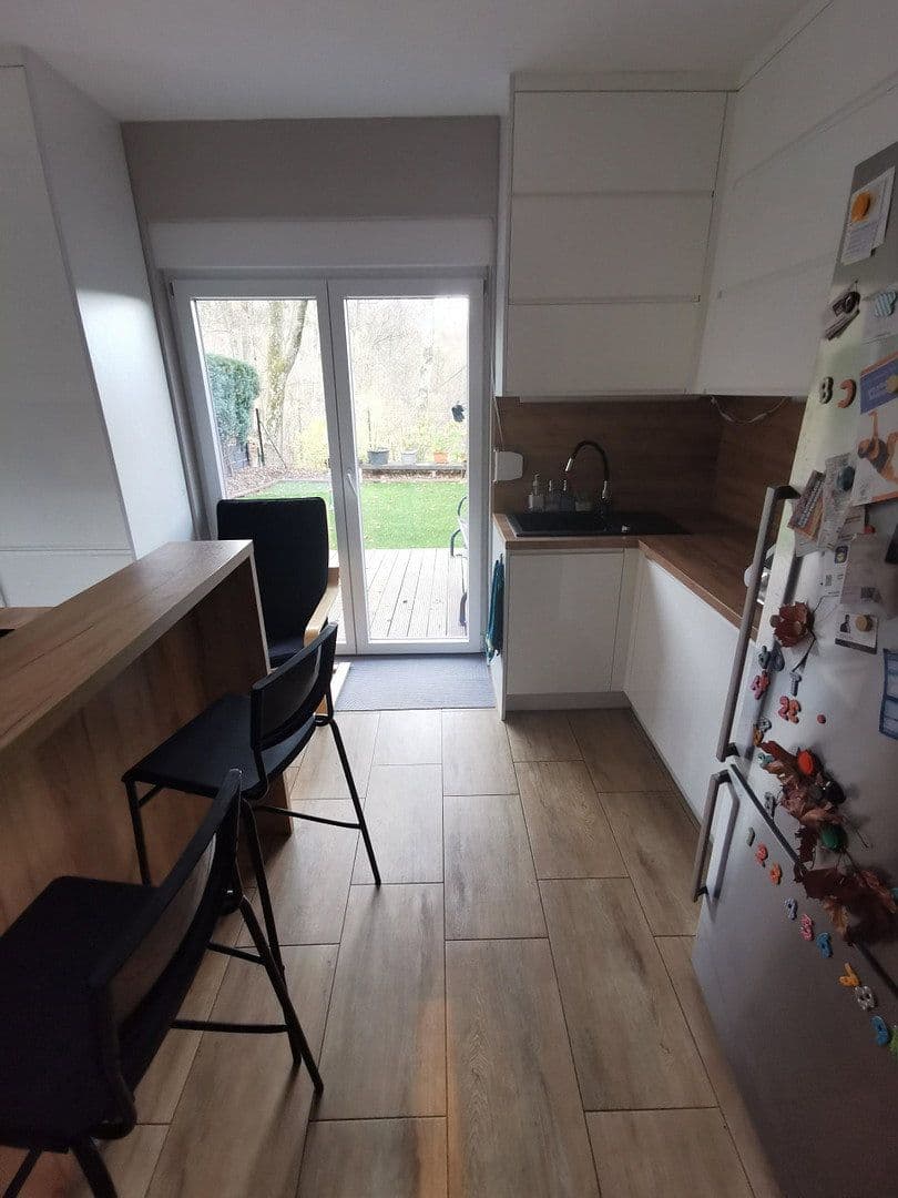Prodej domu 103 m², pozemek 360 m², Siegen, Severní Porýní-Vestfálsko Prodej domu 103 m², pozemek 360 m², Siegen, Severní Porýní-Vestfálsko