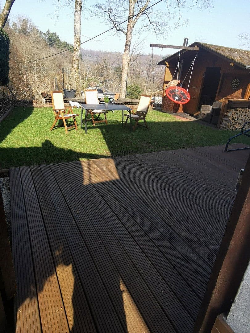 Prodej domu 103 m², pozemek 360 m², Siegen, Severní Porýní-Vestfálsko Prodej domu 103 m², pozemek 360 m², Siegen, Severní Porýní-Vestfálsko