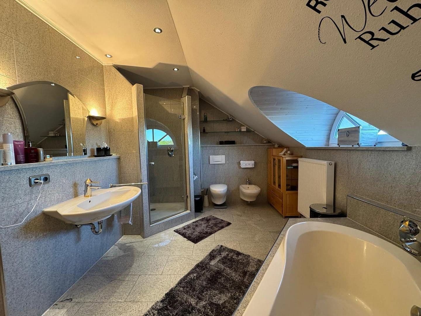 Pronájem domu 205 m², pozemek 780 m², Amberg, Bavorsko Pronájem domu 205 m², pozemek 780 m², Amberg, Bavorsko