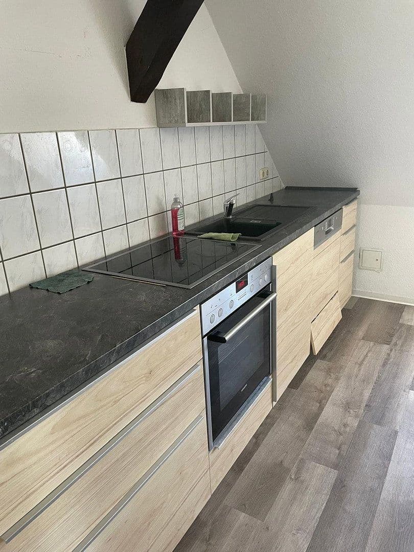 Pronájem bytu 3+1 112 m², Werderstraße 30, Dessau-Roßlau, Sasko-Anhaltsko Pronájem bytu 3+1 112 m², Werderstraße 30, Dessau-Roßlau, Sasko-Anhaltsko