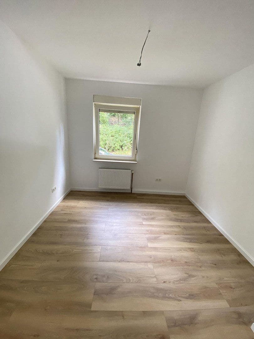 Pronájem bytu 3+1 68 m², Am Zimmermannskreuz 5, Kaiserslautern, Porýní-Falc Pronájem bytu 3+1 68 m², Am Zimmermannskreuz 5, Kaiserslautern, Porýní-Falc