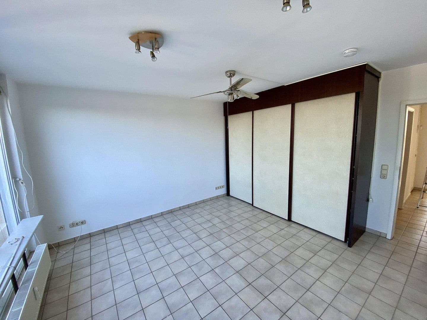 Pronájem bytu 2+1 58 m², Oulustr. 3, Leverkusen, Severní Porýní-Vestfálsko Pronájem bytu 2+1 58 m², Oulustr. 3, Leverkusen, Severní Porýní-Vestfálsko