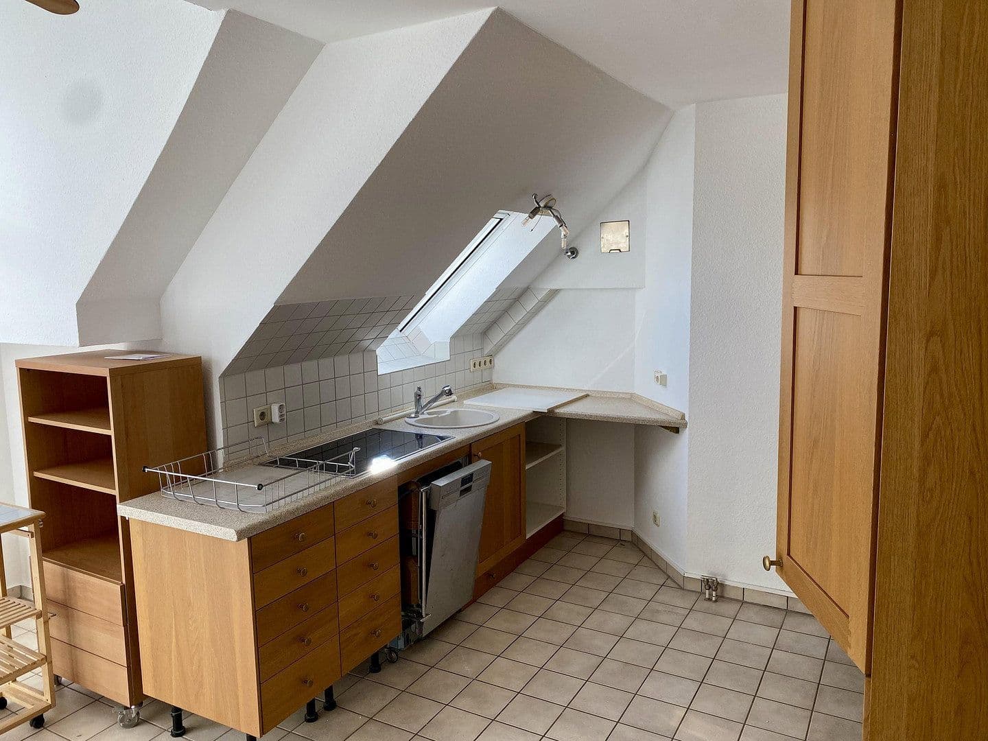 Pronájem bytu 2+1 58 m², Oulustr. 3, Leverkusen, Severní Porýní-Vestfálsko Pronájem bytu 2+1 58 m², Oulustr. 3, Leverkusen, Severní Porýní-Vestfálsko