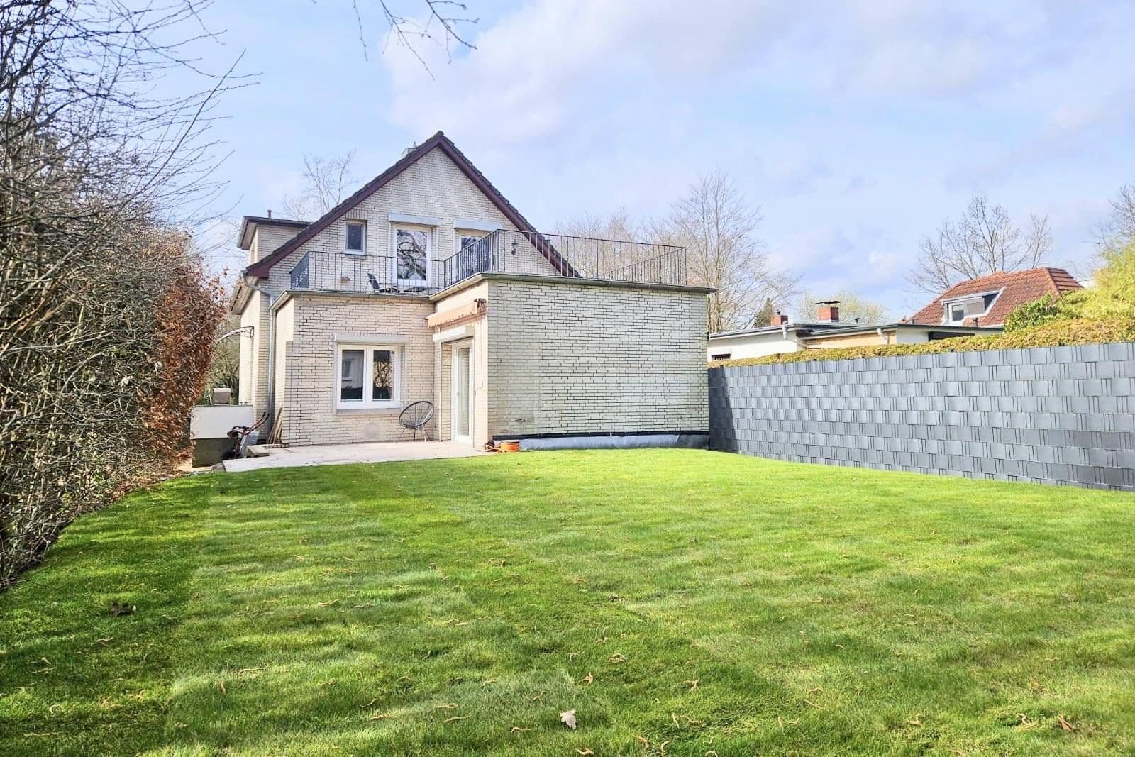 Prodej domu 141 m², pozemek 469 m², Hamburg, Hamburg Prodej domu 141 m², pozemek 469 m², Hamburg, Hamburg