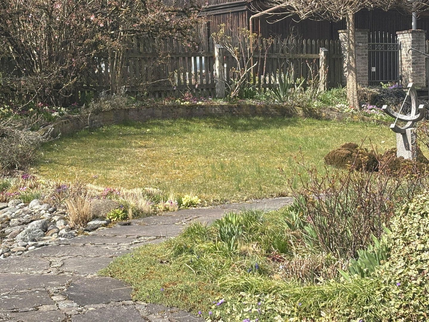 Prodej domu 260 m², pozemek 830 m², Indersdorfer Straße 21, Jetzendorf, Bavorsko Prodej domu 260 m², pozemek 830 m², Indersdorfer Straße 21, Jetzendorf, Bavorsko