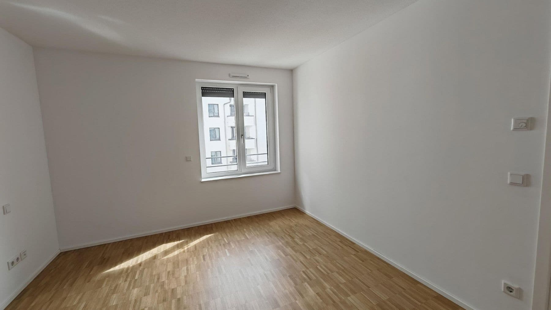 Pronájem bytu 2+1 70 m², Johanna-Dachs-Str. 36, Regensburg, Bavorsko Pronájem bytu 2+1 70 m², Johanna-Dachs-Str. 36, Regensburg, Bavorsko