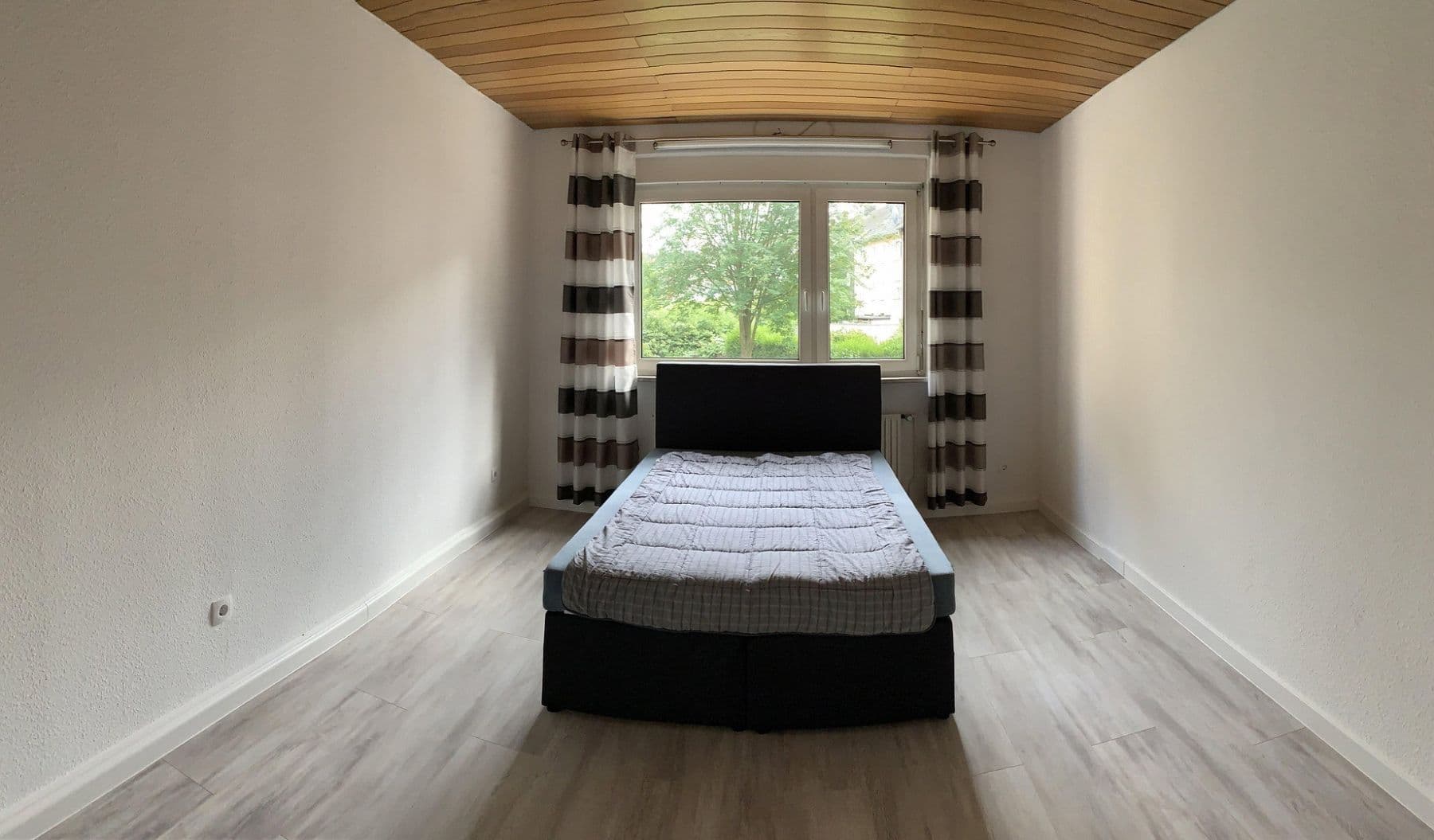 Pronájem bytu 3+kk 63 m², Essen, Severní Porýní-Vestfálsko Pronájem bytu 3+kk 63 m², Essen, Severní Porýní-Vestfálsko