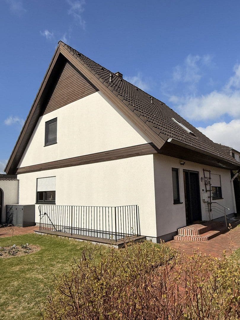 Prodej domu 113 m², pozemek 708 m², Wilhelm-Busch-Straße 22, Neumünster, Šlesvicko-Holštýnsko Prodej domu 113 m², pozemek 708 m², Wilhelm-Busch-Straße 22, Neumünster, Šlesvicko-Holštýnsko