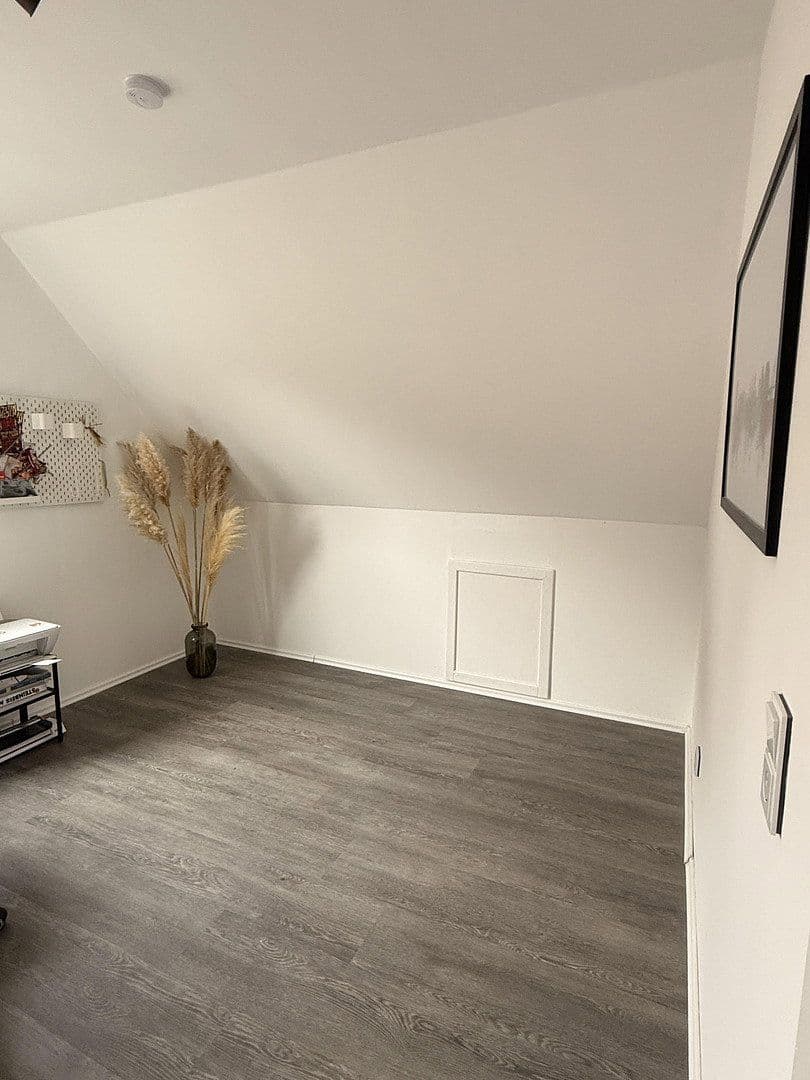 Prodej domu 113 m², pozemek 708 m², Wilhelm-Busch-Straße 22, Neumünster, Šlesvicko-Holštýnsko Prodej domu 113 m², pozemek 708 m², Wilhelm-Busch-Straße 22, Neumünster, Šlesvicko-Holštýnsko