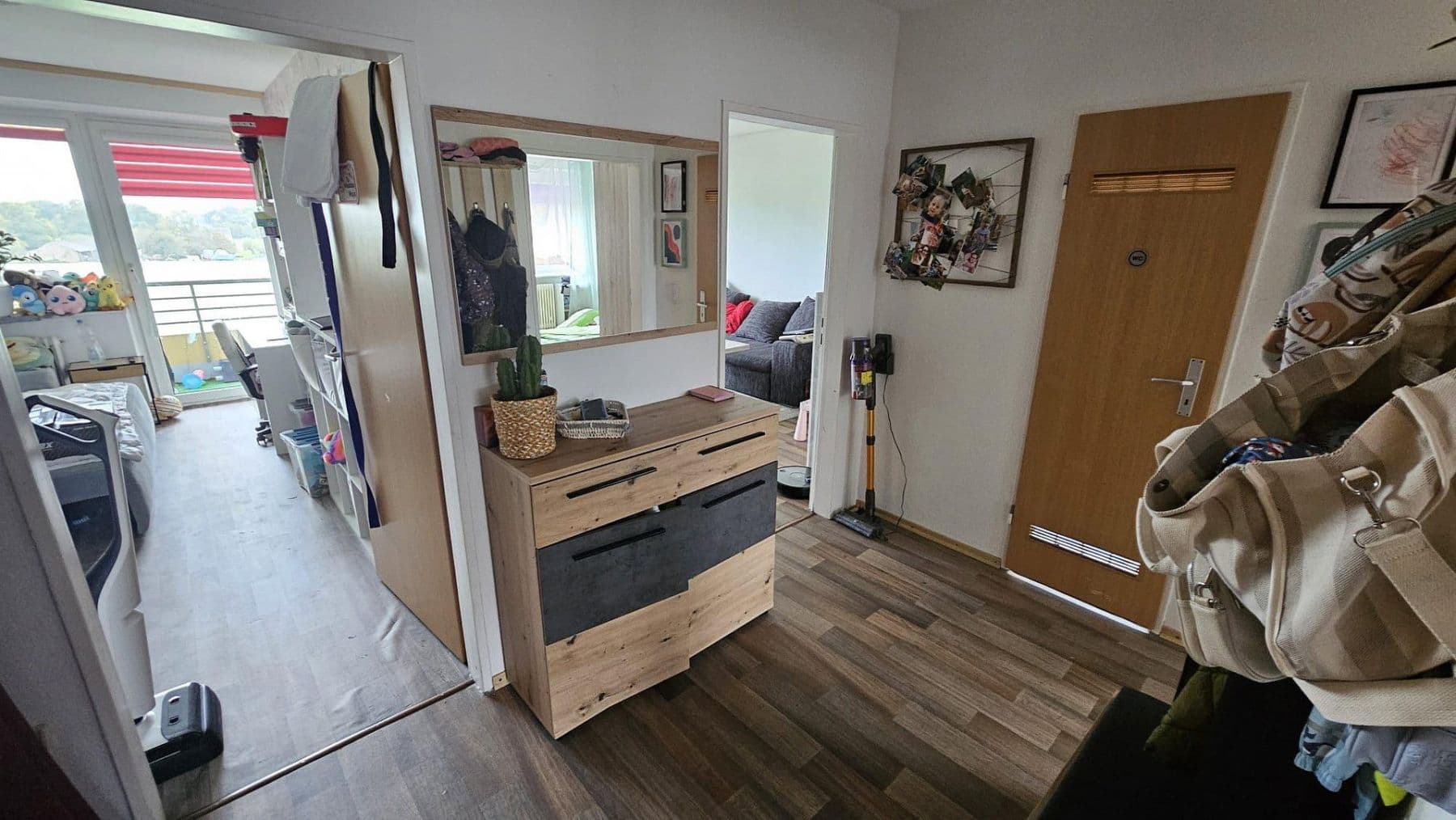 Prodej bytu 3+1 68 m², Nettetal, Severní Porýní-Vestfálsko Prodej bytu 3+1 68 m², Nettetal, Severní Porýní-Vestfálsko