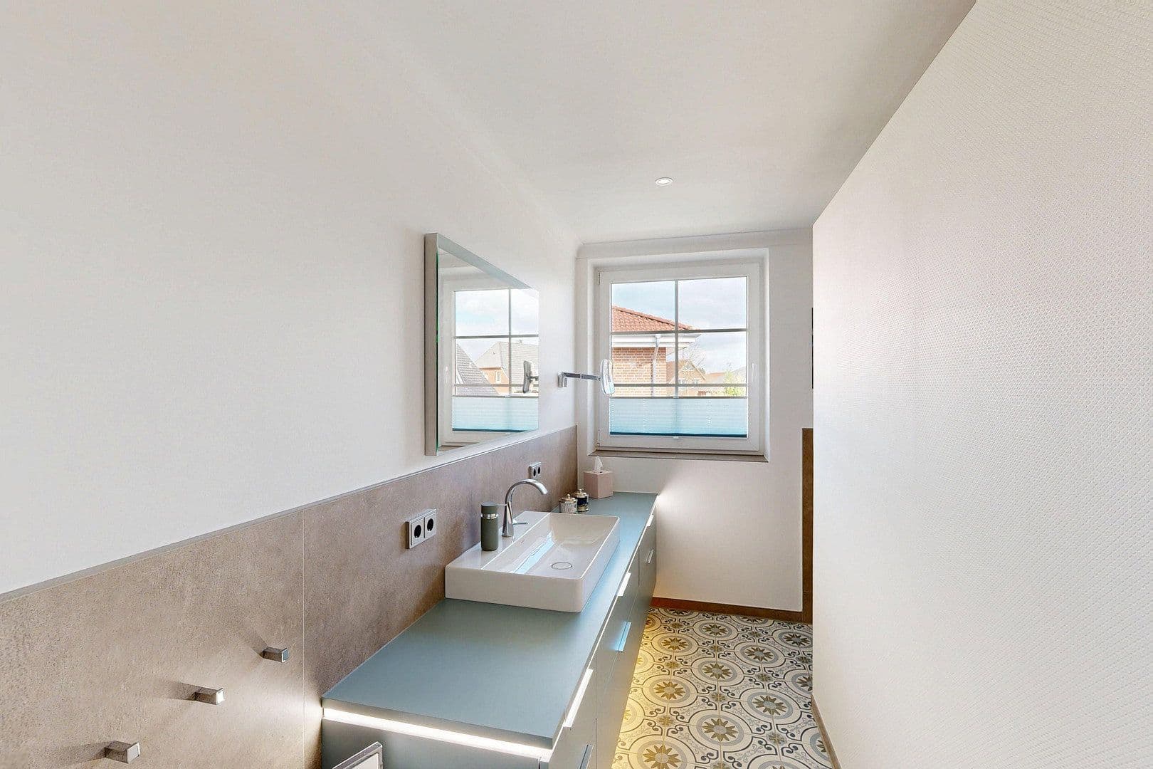 Prodej domu 124 m², pozemek 350 m², Lüneburg, Dolní Sasko Prodej domu 124 m², pozemek 350 m², Lüneburg, Dolní Sasko