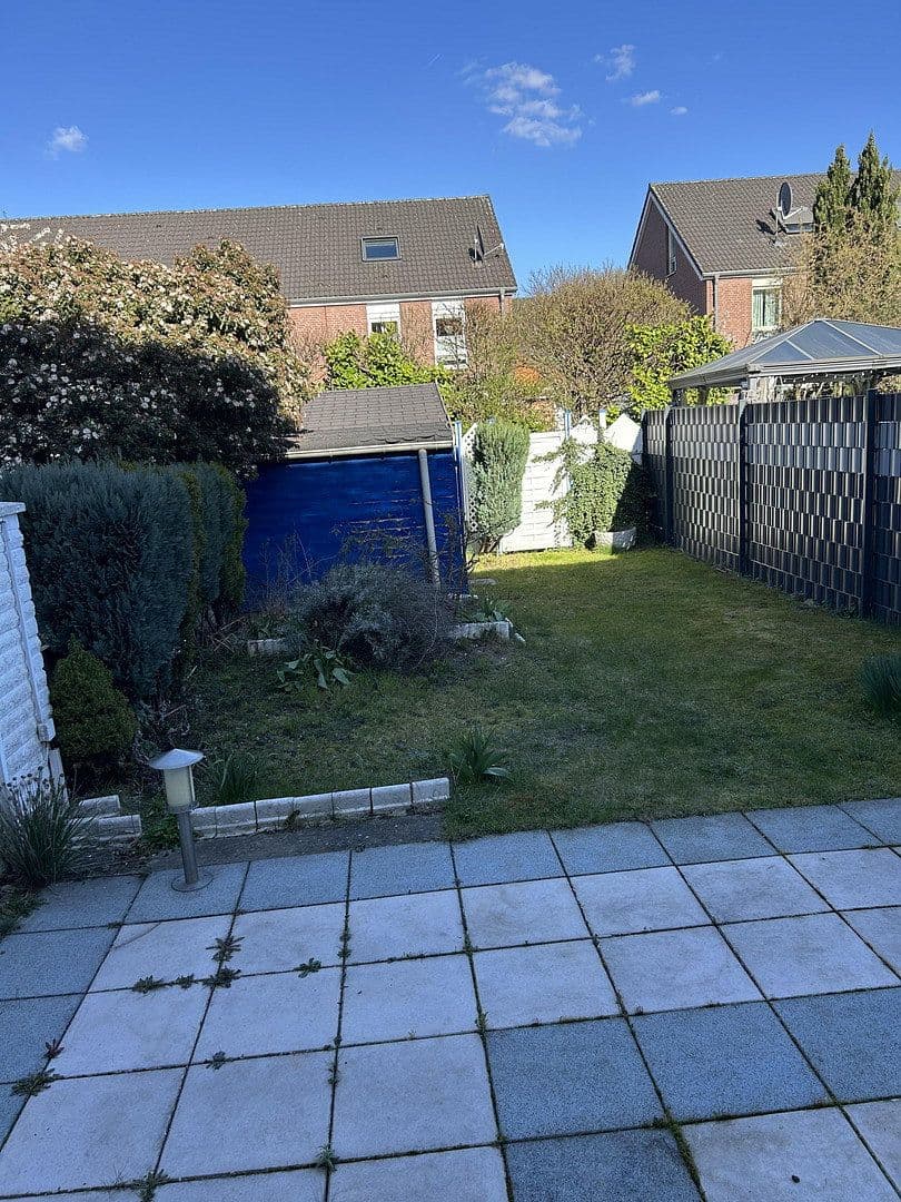 Prodej domu 115 m², pozemek 191 m², Duisburg Wanheim, Severní Porýní-Vestfálsko Prodej domu 115 m², pozemek 191 m², Duisburg Wanheim, Severní Porýní-Vestfálsko