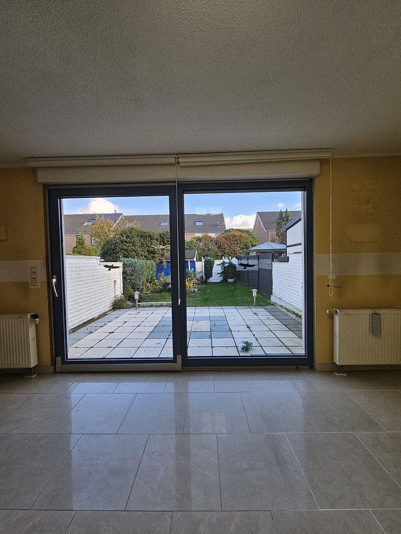 Prodej domu 115 m², pozemek 191 m², Duisburg Wanheim, Severní Porýní-Vestfálsko Prodej domu 115 m², pozemek 191 m², Duisburg Wanheim, Severní Porýní-Vestfálsko