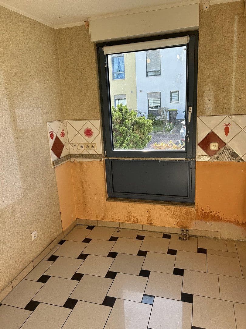 Prodej domu 115 m², pozemek 191 m², Duisburg Wanheim, Severní Porýní-Vestfálsko Prodej domu 115 m², pozemek 191 m², Duisburg Wanheim, Severní Porýní-Vestfálsko