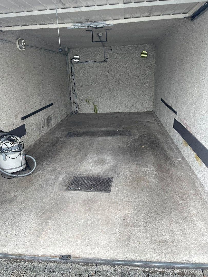 Prodej domu 115 m², pozemek 191 m², Duisburg Wanheim, Severní Porýní-Vestfálsko Prodej domu 115 m², pozemek 191 m², Duisburg Wanheim, Severní Porýní-Vestfálsko
