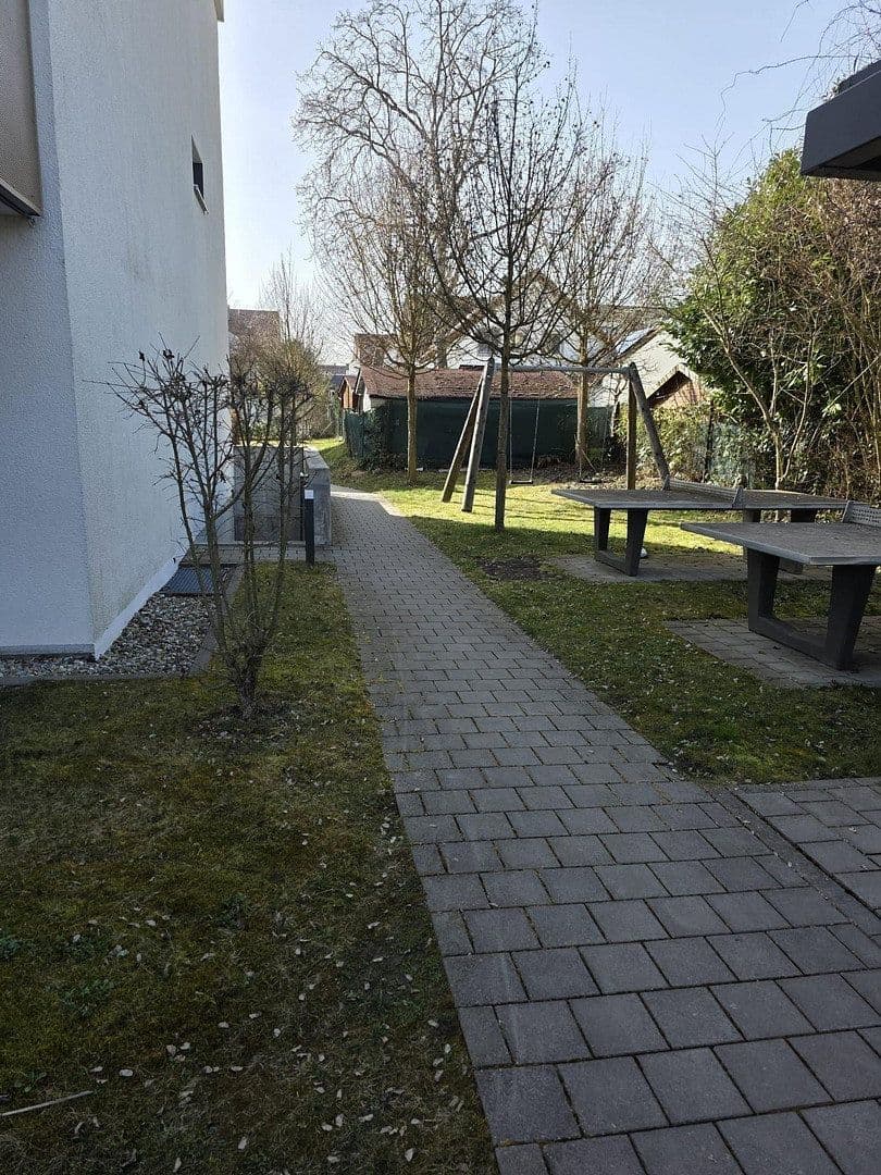 Pronájem bytu 3+1 51 m², Regensburgerstr. 41, Ingolstadt, Bavorsko Pronájem bytu 3+1 51 m², Regensburgerstr. 41, Ingolstadt, Bavorsko