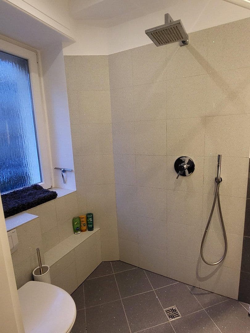 Pronájem bytu 3+1 86 m², Gärtnerweg 7, Frankfurt, Hessen Pronájem bytu 3+1 86 m², Gärtnerweg 7, Frankfurt, Hessen