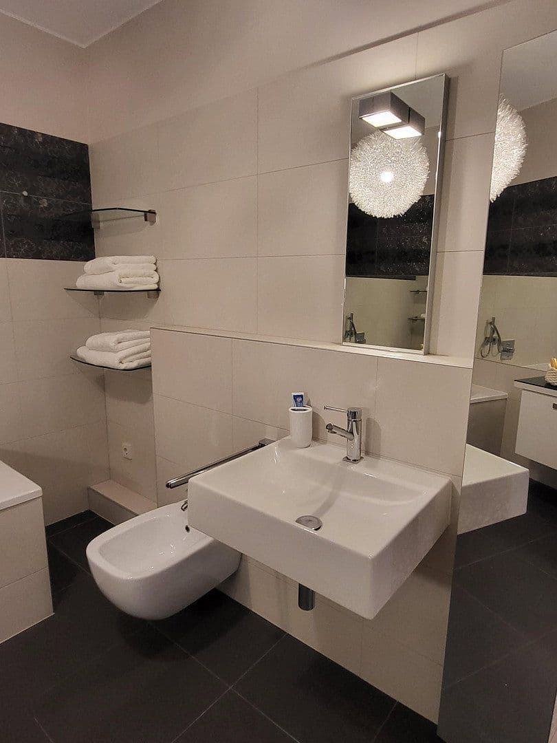 Pronájem bytu 3+1 86 m², Gärtnerweg 7, Frankfurt, Hessen Pronájem bytu 3+1 86 m², Gärtnerweg 7, Frankfurt, Hessen