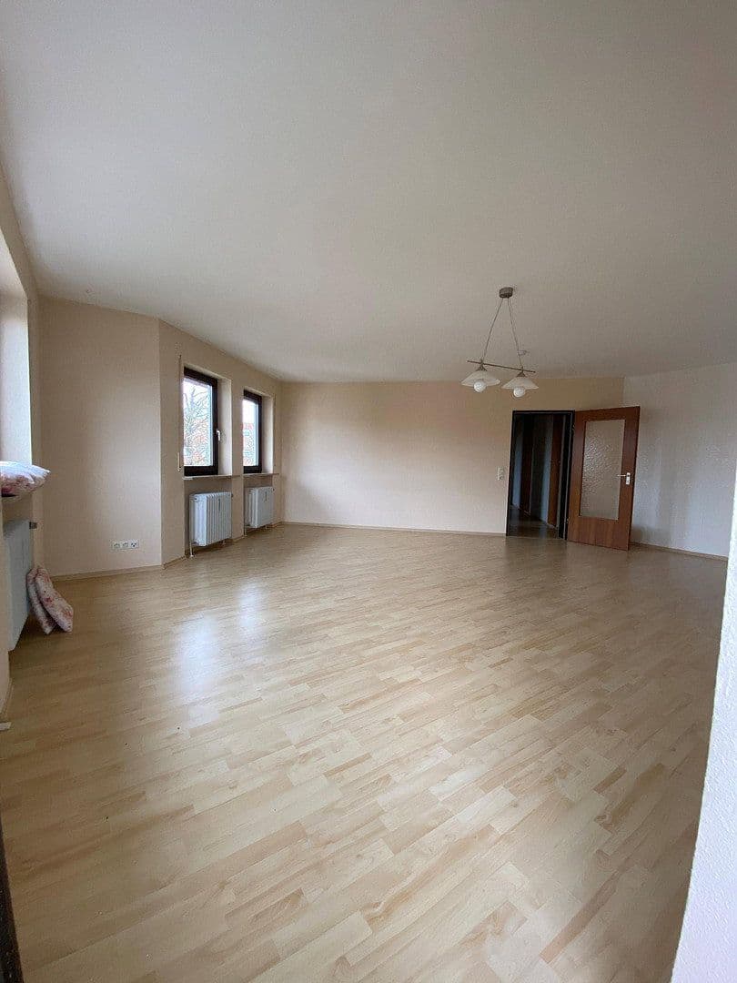 Pronájem bytu 3+1 107 m², Günzburg, Bavorsko Pronájem bytu 3+1 107 m², Günzburg, Bavorsko
