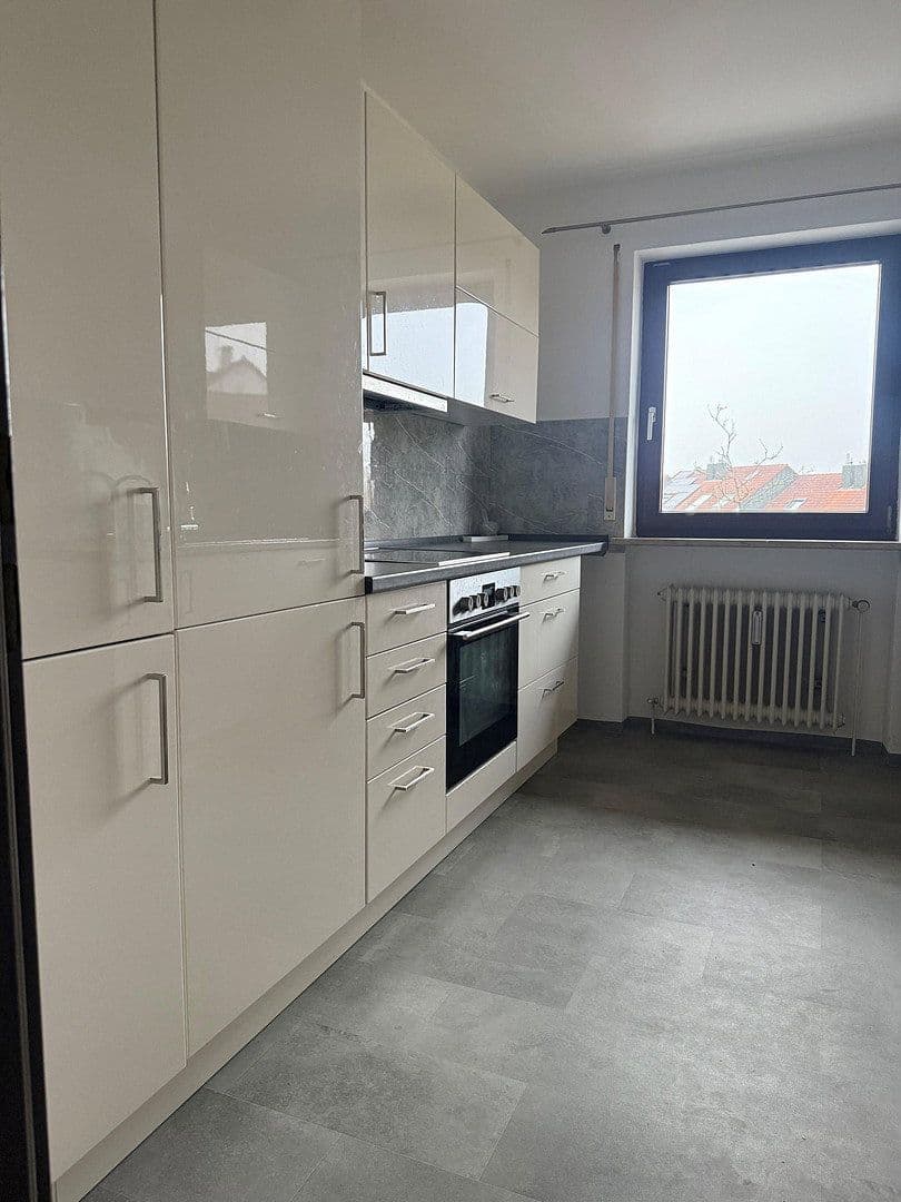 Pronájem bytu 3+1 107 m², Günzburg, Bavorsko Pronájem bytu 3+1 107 m², Günzburg, Bavorsko