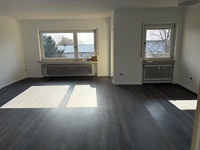 Pronájem bytu 3+1 85 m², Leinburg, Bavorsko Pronájem bytu 3+1 85 m², Leinburg, Bavorsko