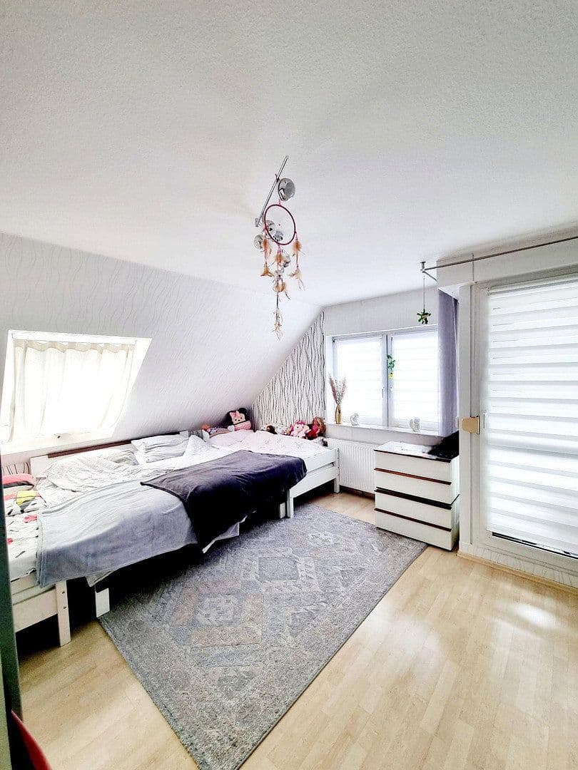 Prodej bytu 4+1 107 m², Borkumerstr.1, Wiesbaden, Hessen Prodej bytu 4+1 107 m², Borkumerstr.1, Wiesbaden, Hessen