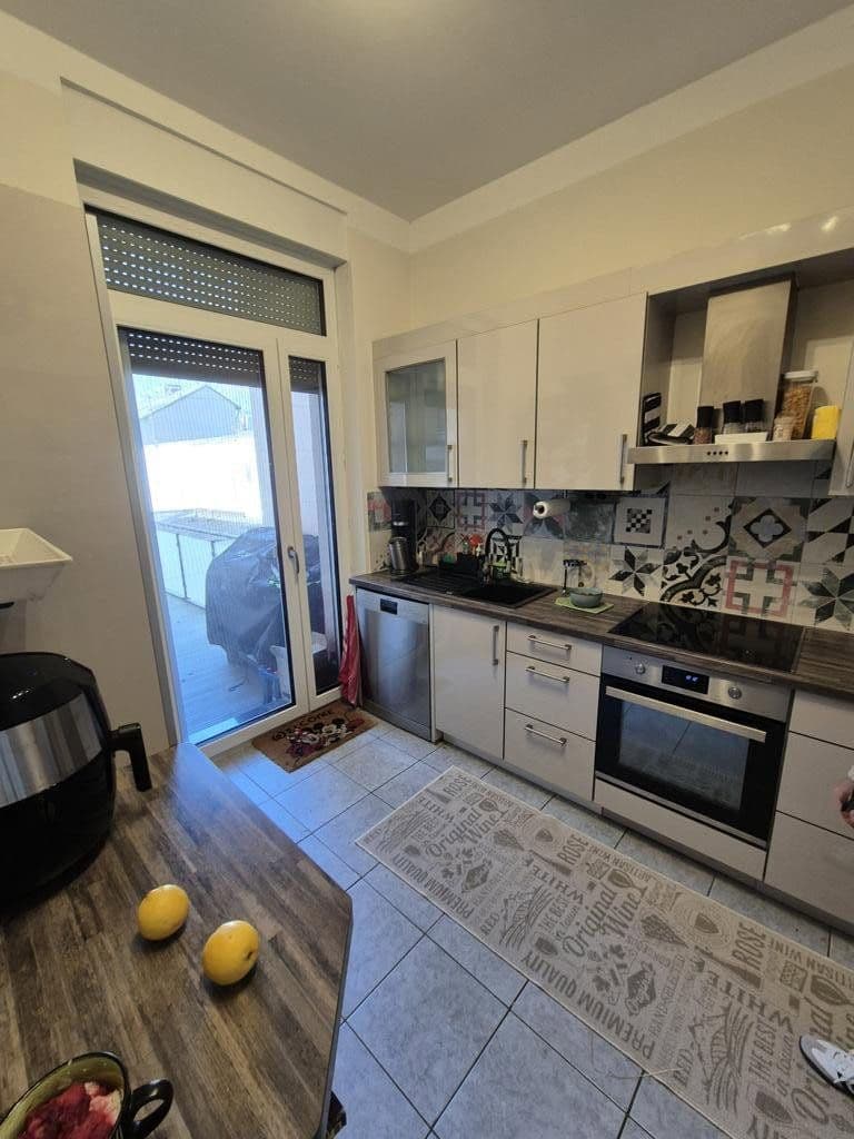 Pronájem bytu 6+1 118 m², Pestalozzistraße 31, Mannheim, Bádensko-Württembersko Pronájem bytu 6+1 118 m², Pestalozzistraße 31, Mannheim, Bádensko-Württembersko