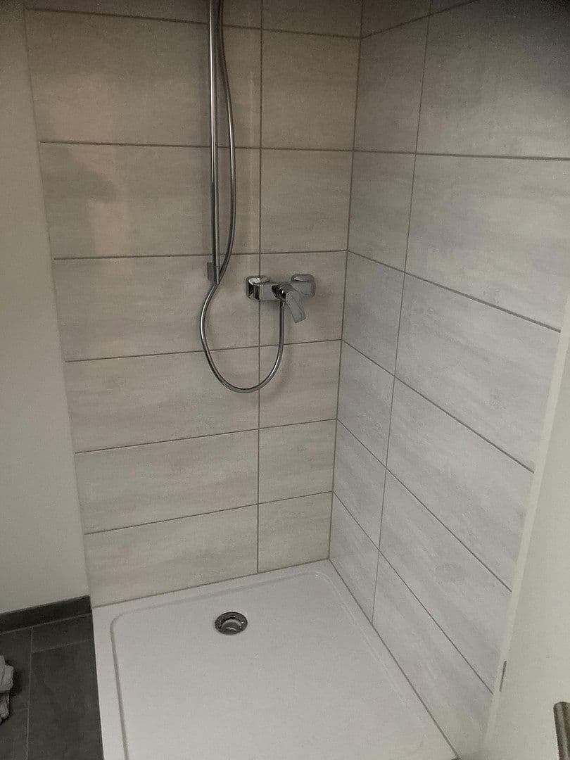 Pronájem domu 160 m², pozemek 450 m², Carlo Schellemannstr 26B, Eggenfelden, Bavorsko Pronájem domu 160 m², pozemek 450 m², Carlo Schellemannstr 26B, Eggenfelden, Bavorsko