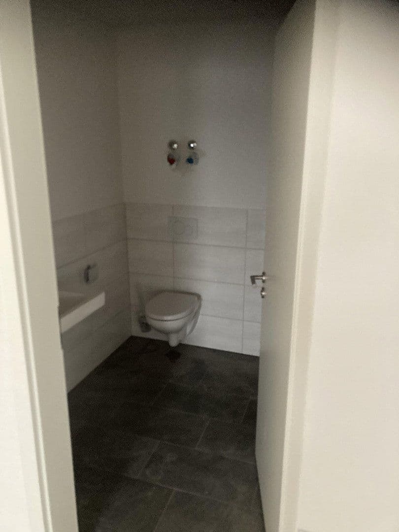 Pronájem domu 160 m², pozemek 450 m², Carlo Schellemannstr 26B, Eggenfelden, Bavorsko Pronájem domu 160 m², pozemek 450 m², Carlo Schellemannstr 26B, Eggenfelden, Bavorsko