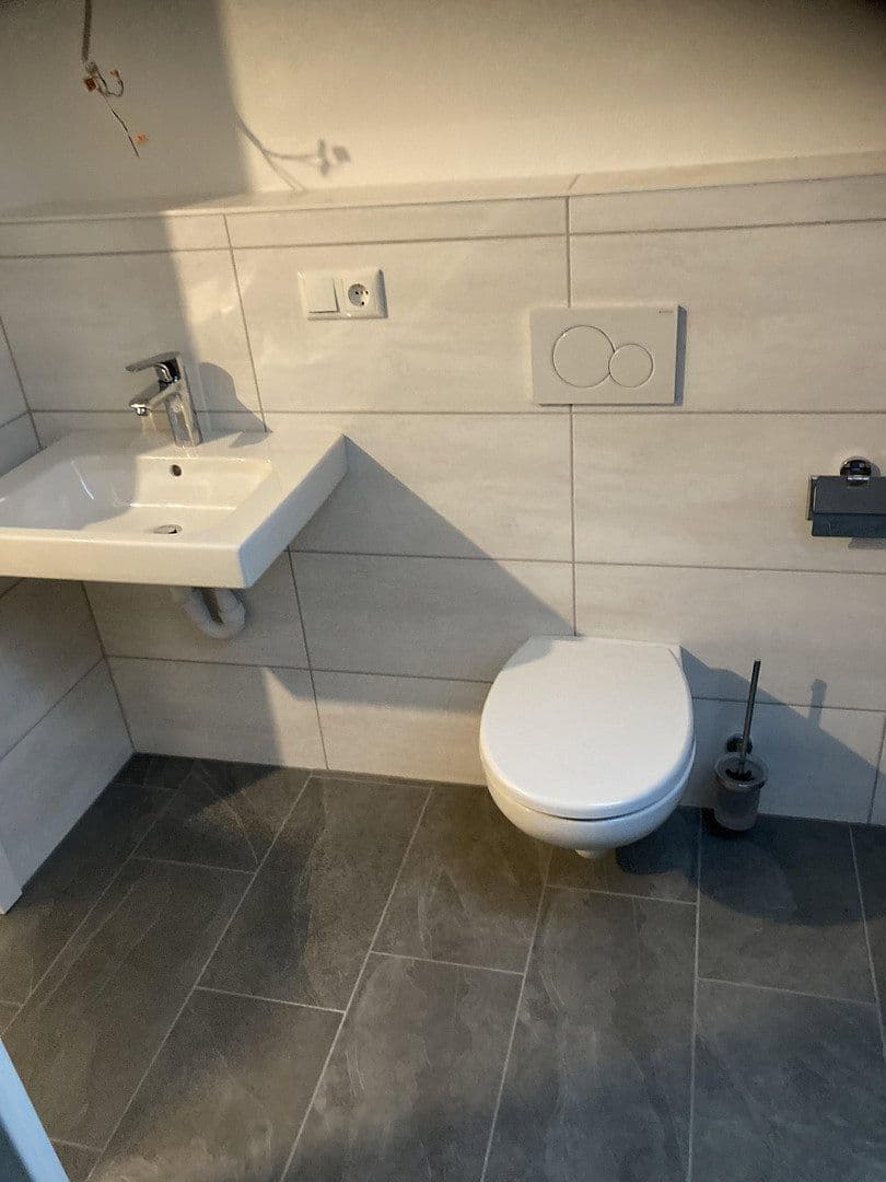 Pronájem domu 160 m², pozemek 450 m², Carlo Schellemannstr 26B, Eggenfelden, Bavorsko Pronájem domu 160 m², pozemek 450 m², Carlo Schellemannstr 26B, Eggenfelden, Bavorsko